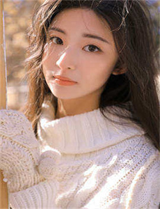 《胸大的姑娘》