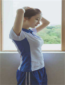 《美女被干》