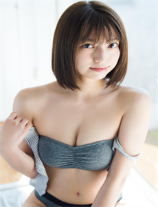 《女鬼丽影》